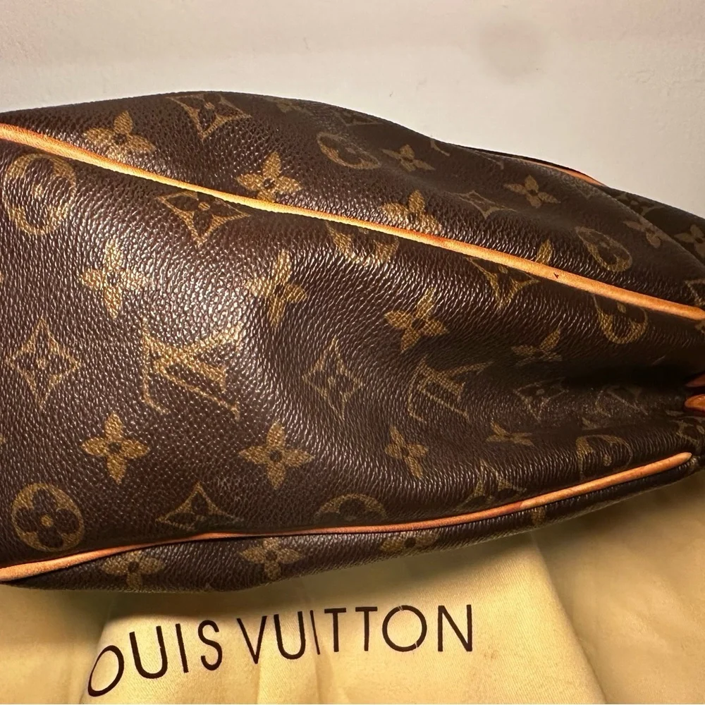 Louis Vuitton Galliera